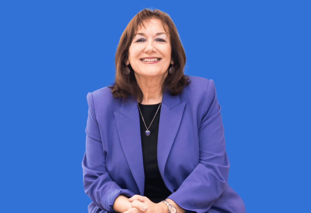 What is the salary of Dubravka Suica?