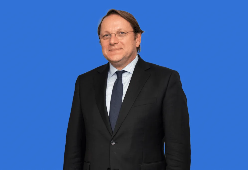 Olivér Várhelyi salary