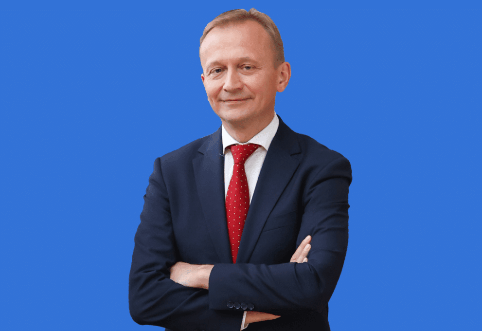 Piotr Serafin salary