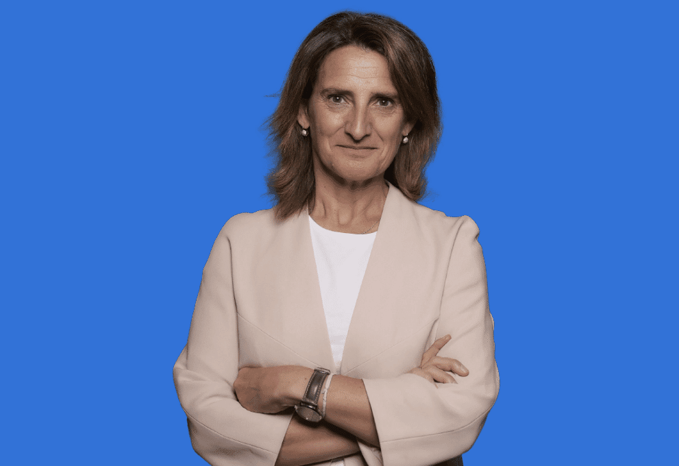 What is the salary of Teresa Ribera?